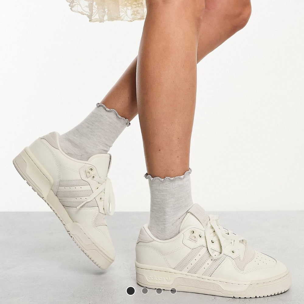 Adidas originals Rivalry Sneaker in white